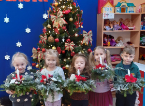 Świąteczne warsztaty z panią Moniką.