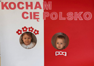 Przedszkolaki z barwami narodowymi.