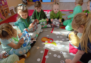 Zajęcia edukacyjne- segregowanie śmieci.